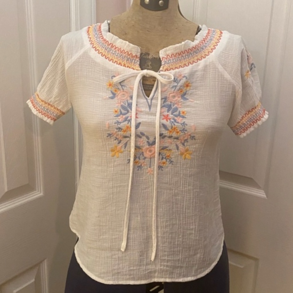 Blu Pepper Girls Smocked Embroidered Short Sleeve Top